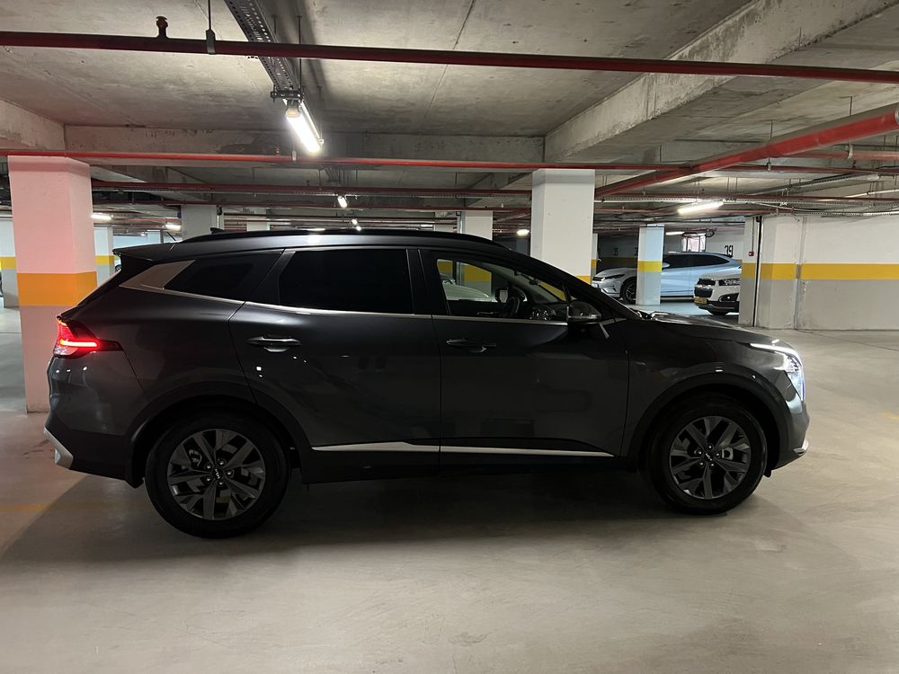 Kia Sportage style panorama bejeviy salon