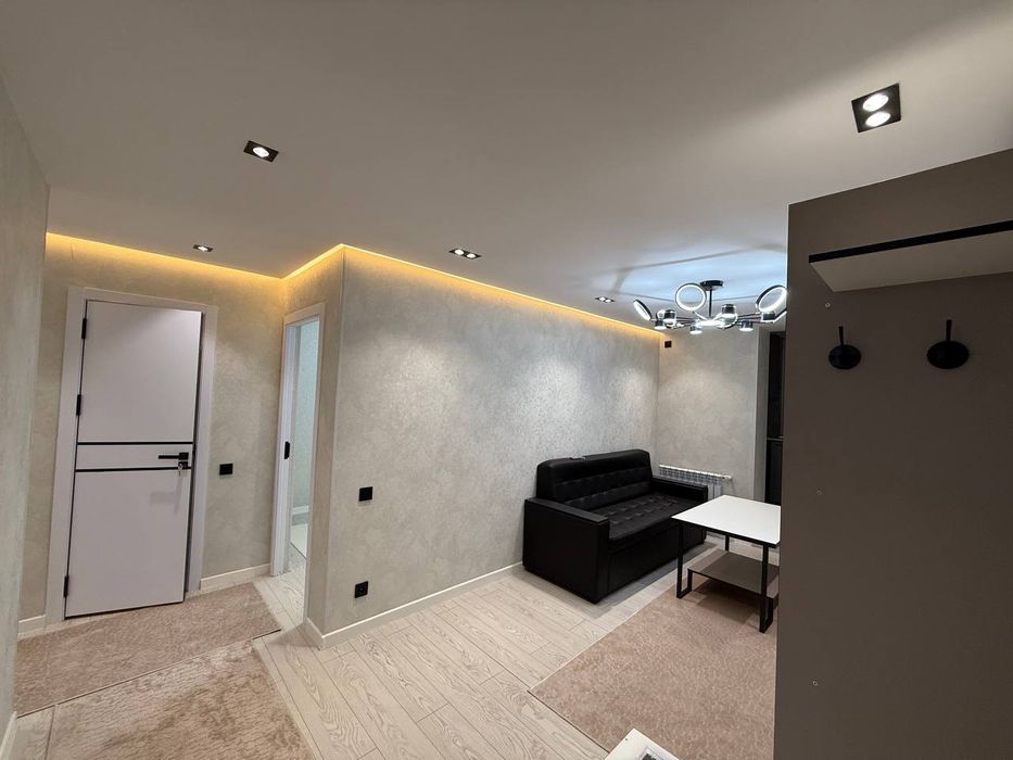 Продается 2 ком квартира 1 этаж