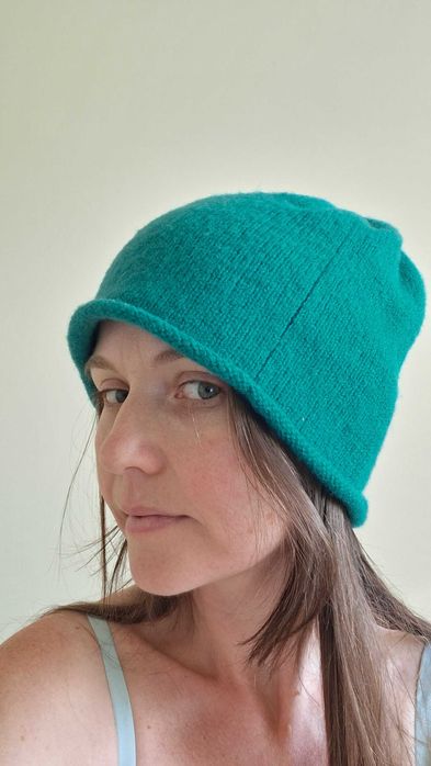 NOU Set Caciula si manusi 100% lana