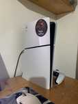 Ps5 slim + maneta ps5 originala+ statie de incarcare + toate cablurile