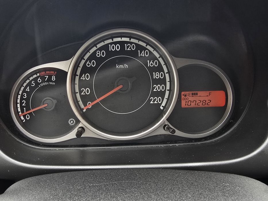 Mazda 2 От Германия 107000км.4врати. Климатик