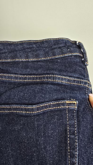 Разкроени дънки ZARA