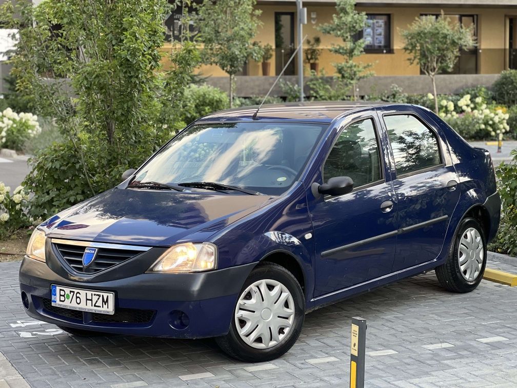 Dacia Logan. Cu doar 24800 kilometri reali!