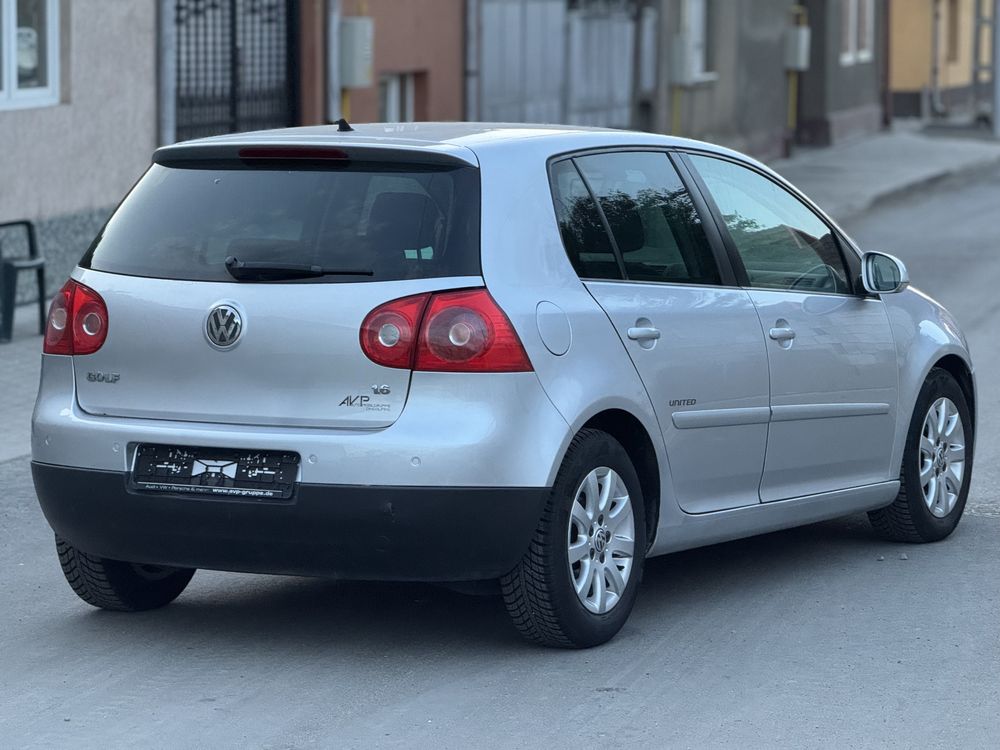 Vw Golf 5 “ United “ 1.6 benzină MPI 102cp