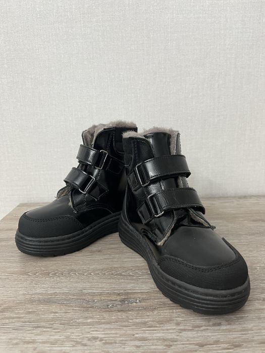 Продам новые зимние ботинки O Kids, размер 27