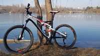 bicicleta MTB full suspension Specialized Camber