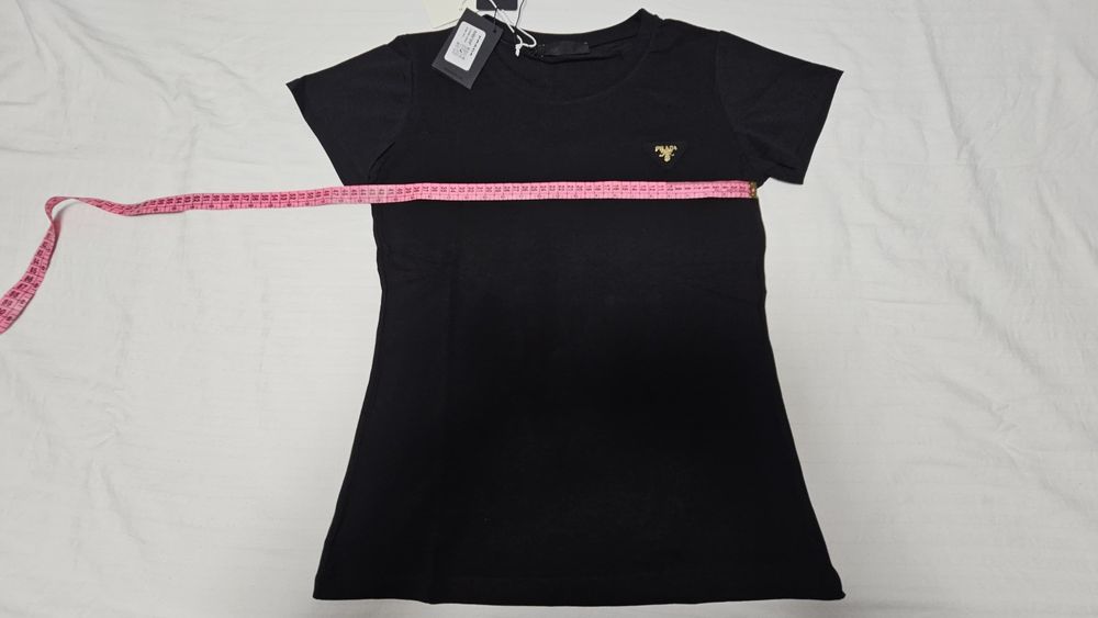 Tricouri de dama si barbati diferite mărimi si culori