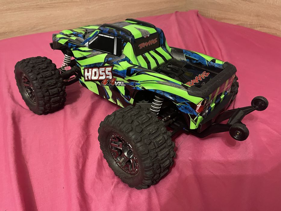 Traxxas Hoss 4x4 VXL