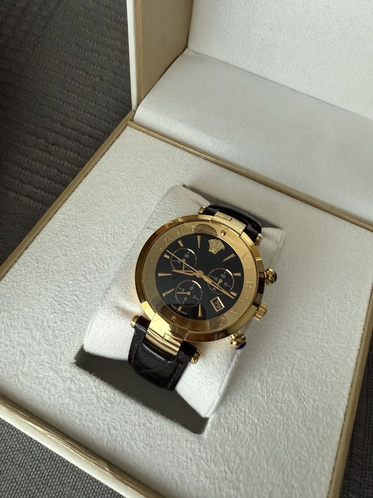 Оригинален! Versace часовник
