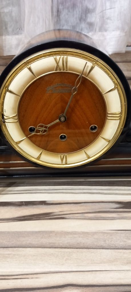 Каминен часовник Westminster Hanker