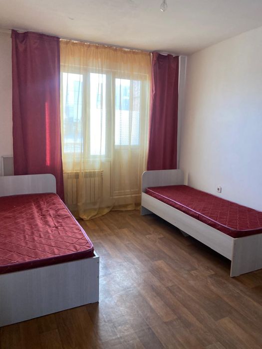 2 кровати в отличном состоянии с матрасами