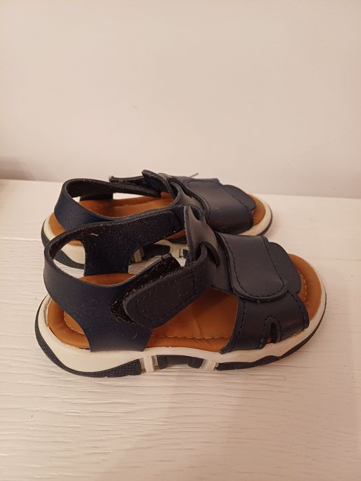 Vand sandale copii marime 24- Lc waikiki