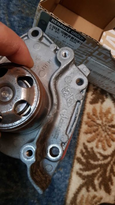 Ролки и водна помпа за Renault Оригинални