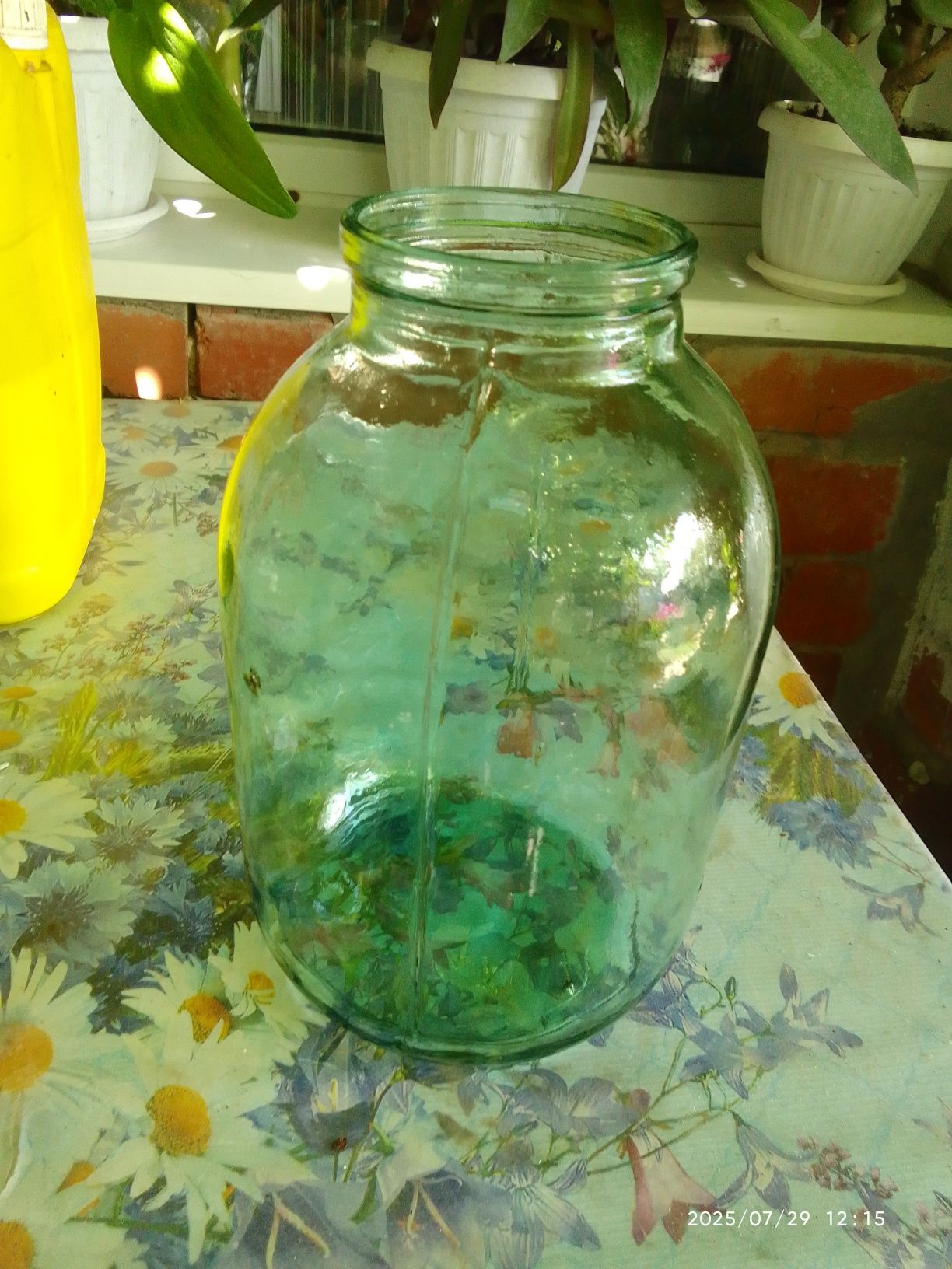 Продам банки 3.л,2.л,1.л