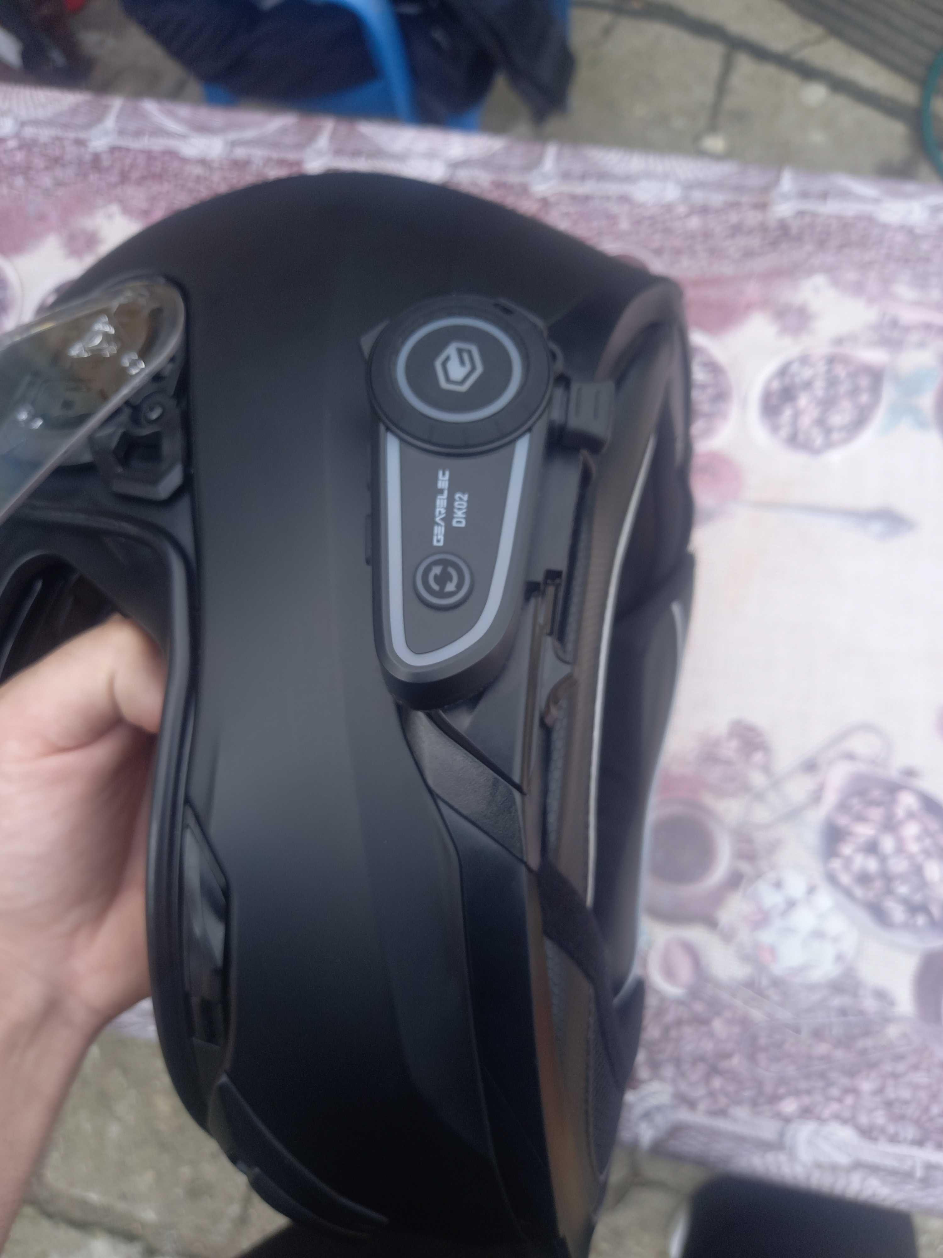 Casca moto scuter atv HJC I71 L  si sistem de comunicatie purtata o zi