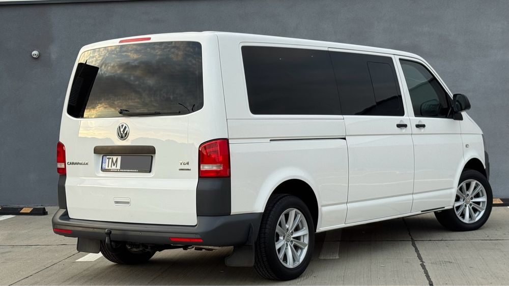 Volkswagen Caravelle T6 2014 2.0 4X4 Extra-Lung 8+1 Locuri 140CP