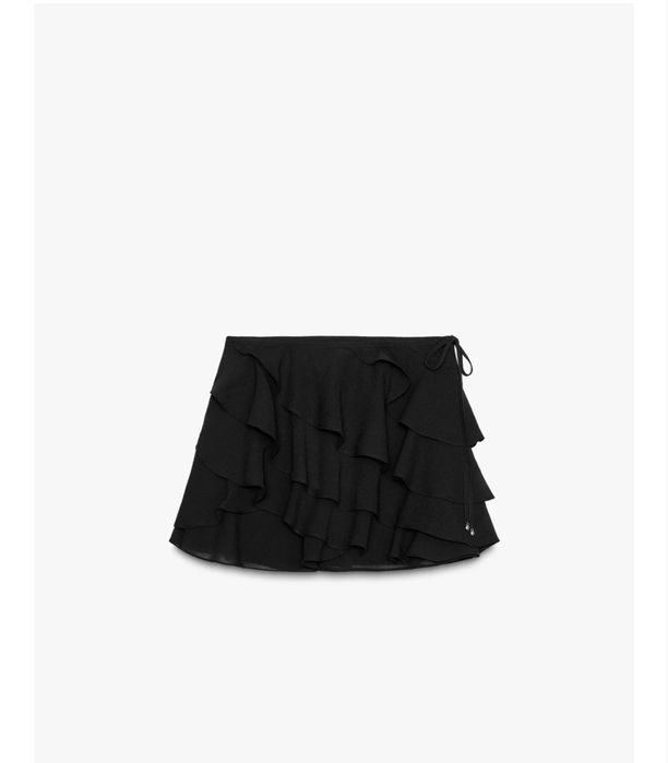 Нова пола Zara.