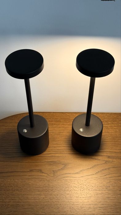 Настолна лампа за маса безжична