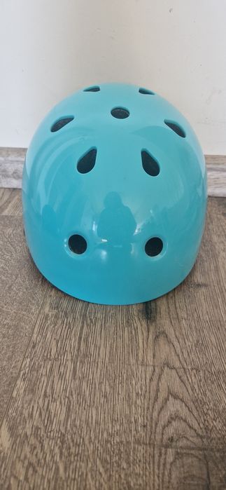 Каска"Оxelo" за  велосипед, ролери, скейтборд и тротинетка.