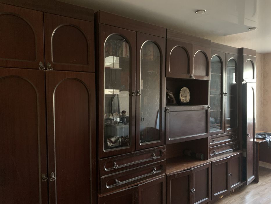 Продам стенку (самовывоз)