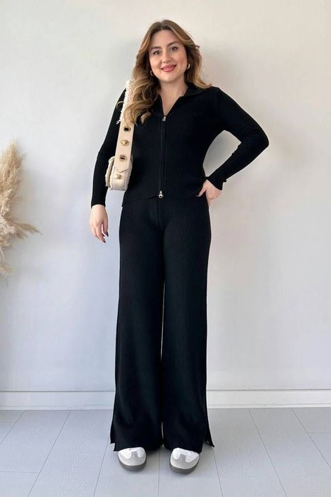 Спортен дамски екип/комплект S размер