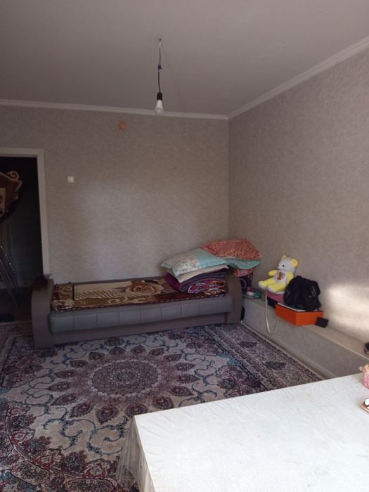 1 xonali uy sotiladi