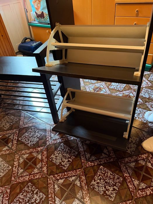 Vând set Pantofar si cuier din 3 corpuri culoare Wenge .