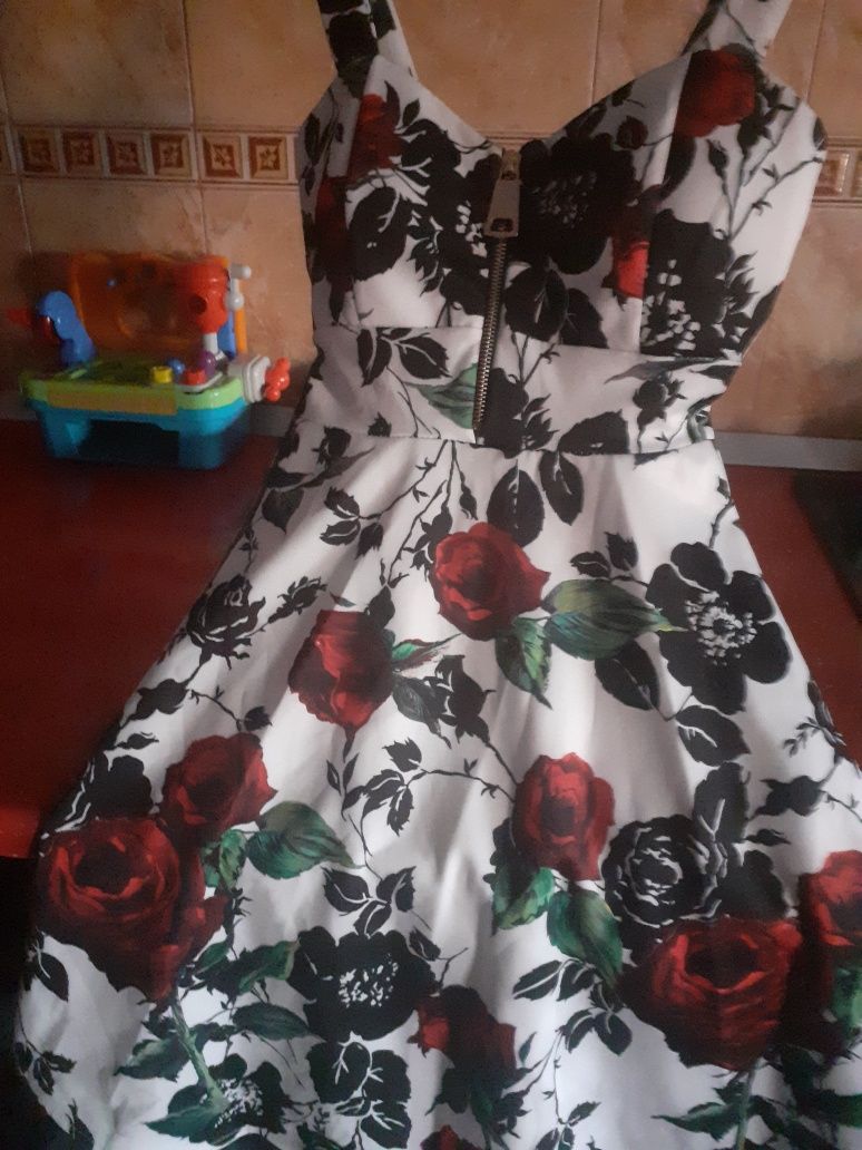 Rochie superba mărime  mica