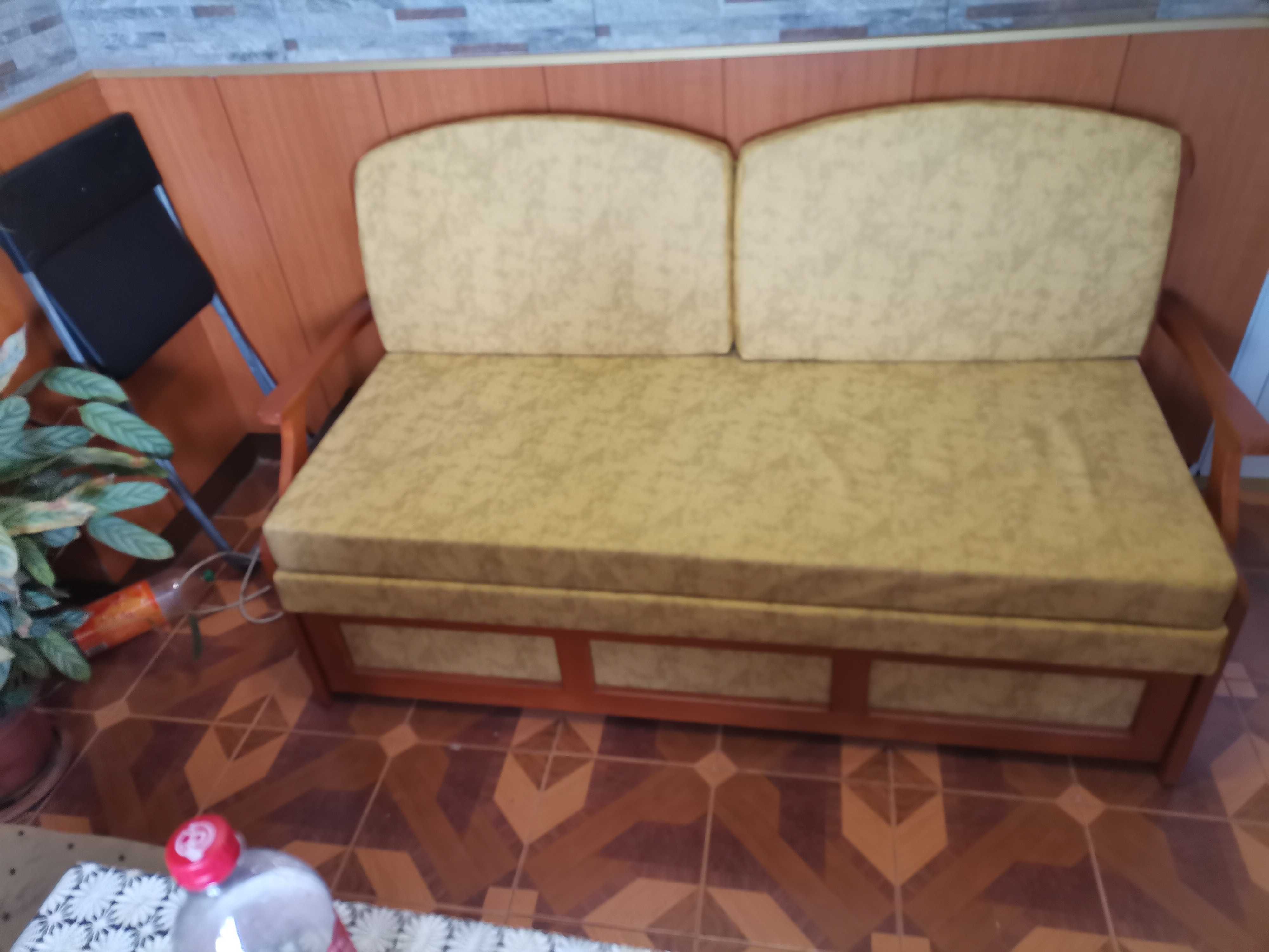 Чисто нов диван, българско производство