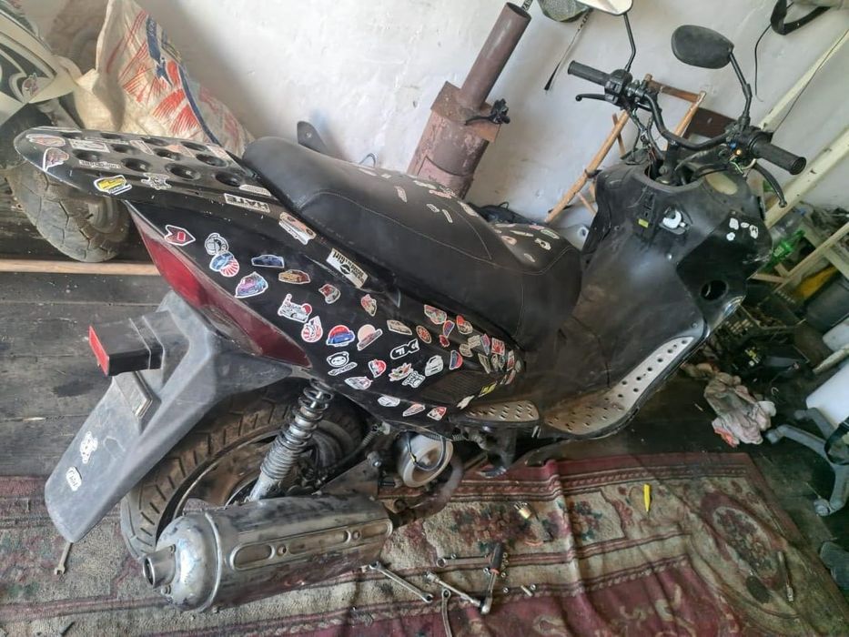 Продам скутар 150 кубов вложений не требует в отличном состоянии