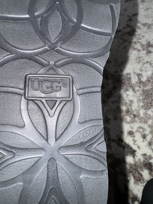 UGG original din piele marimea 35