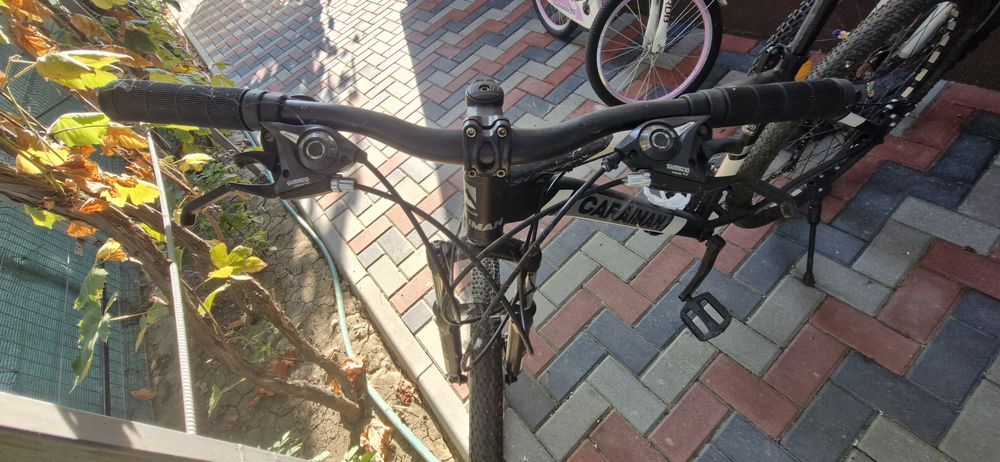 De vanzare 2 biciclete