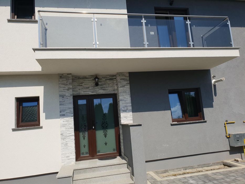 Închiriez apartament tip duplex Rădăuți