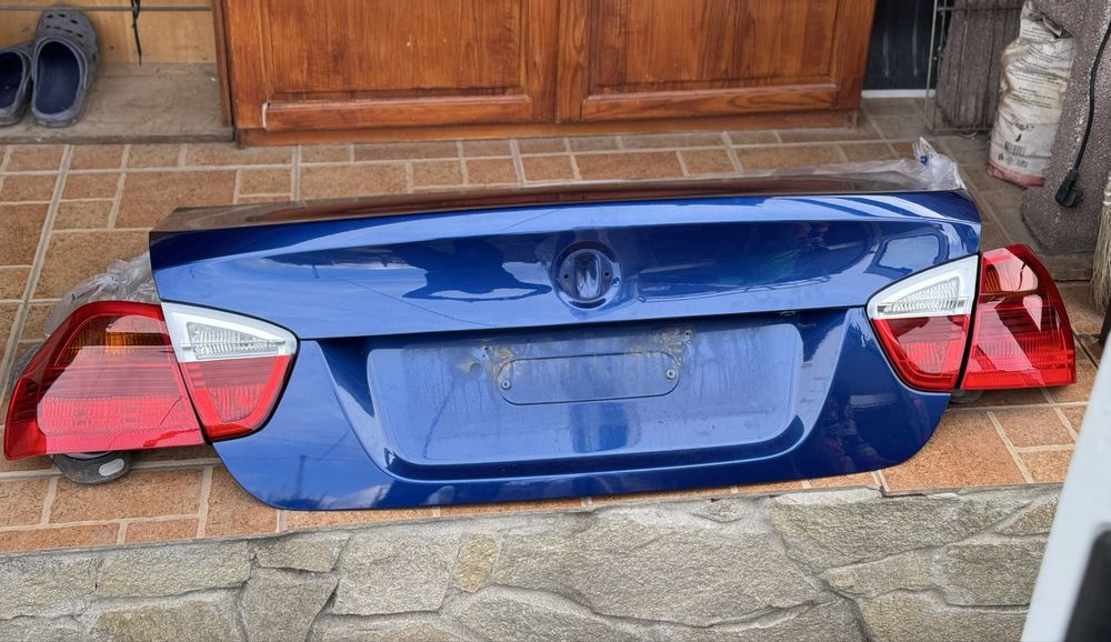 Капак за BMW E90