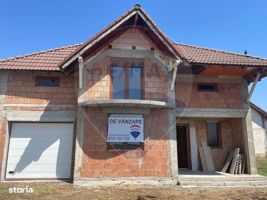 Casa Cu Etaj De Vanzare La Gri La 12 Km De Arad Zimandul Nou