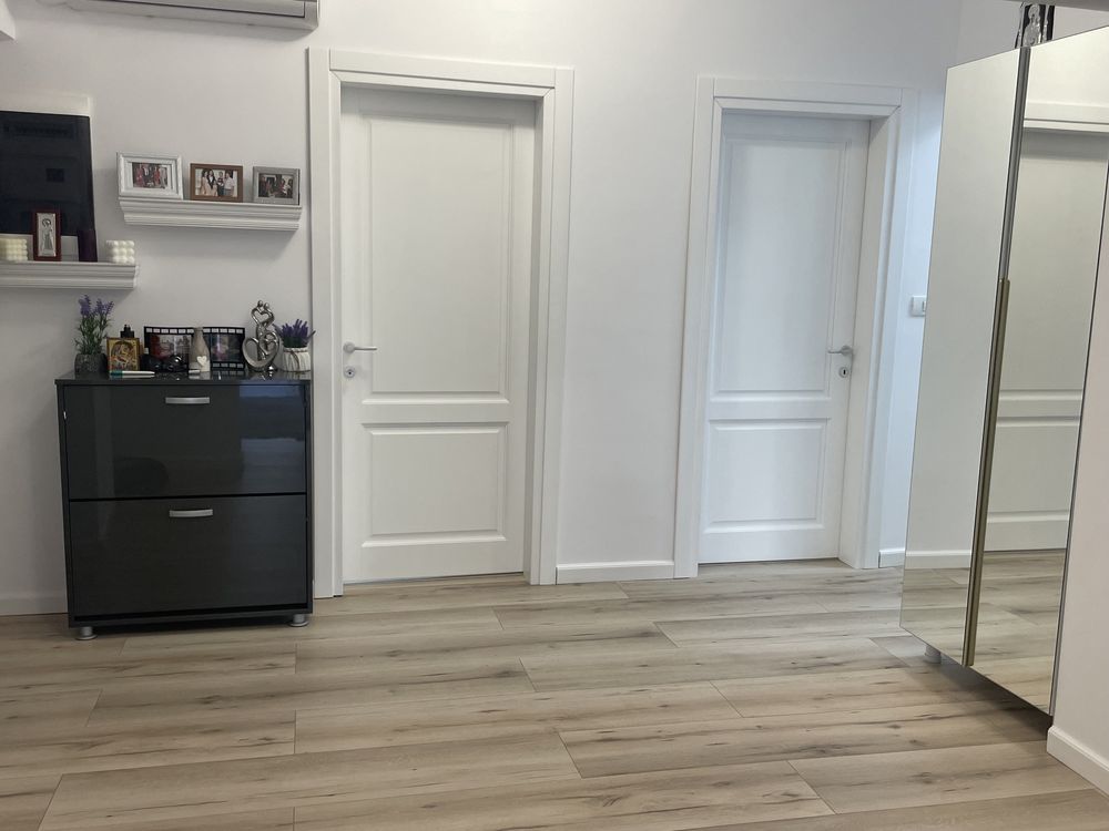 Vand ap 4 camere lux in Buzau,centru