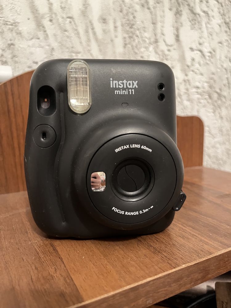 Instax 10, фотоаппарат с моментальном печати