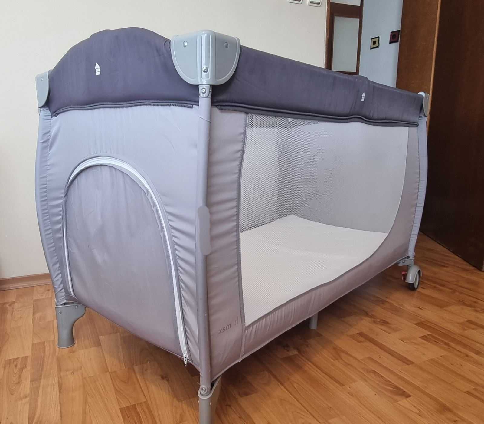 Преносима детска кошара за сън и игра