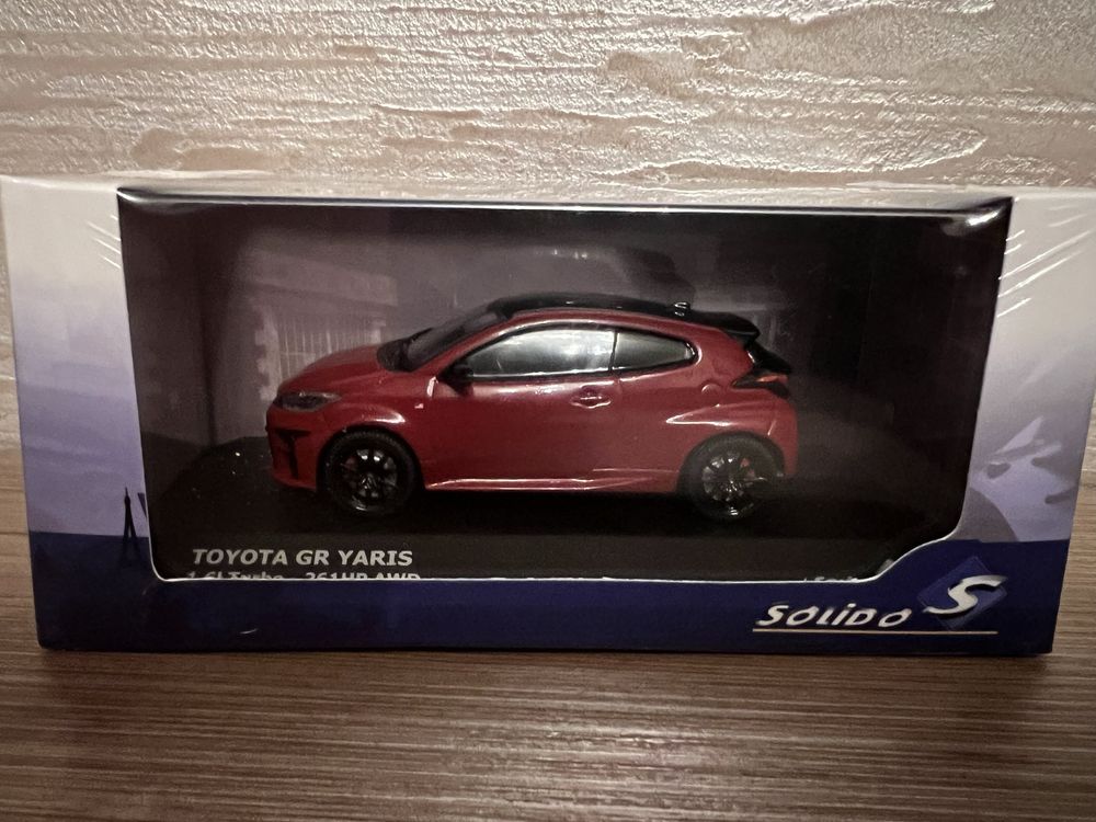 Toyota Yaris 1/43