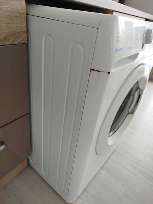 Пералня Indesit BWSA 61053 W EU, 6 кг, 1000 об/мин Клас A++, Бяла