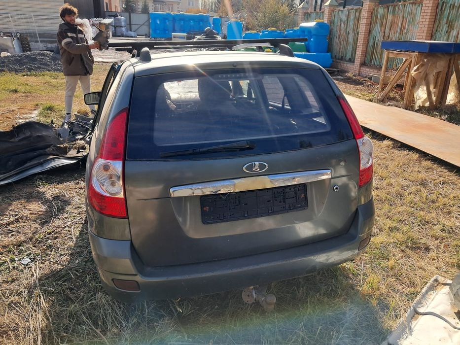 Приора 2171 в аварийном состоянии
