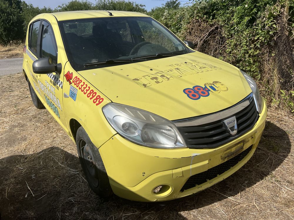 Dacia sandero на части