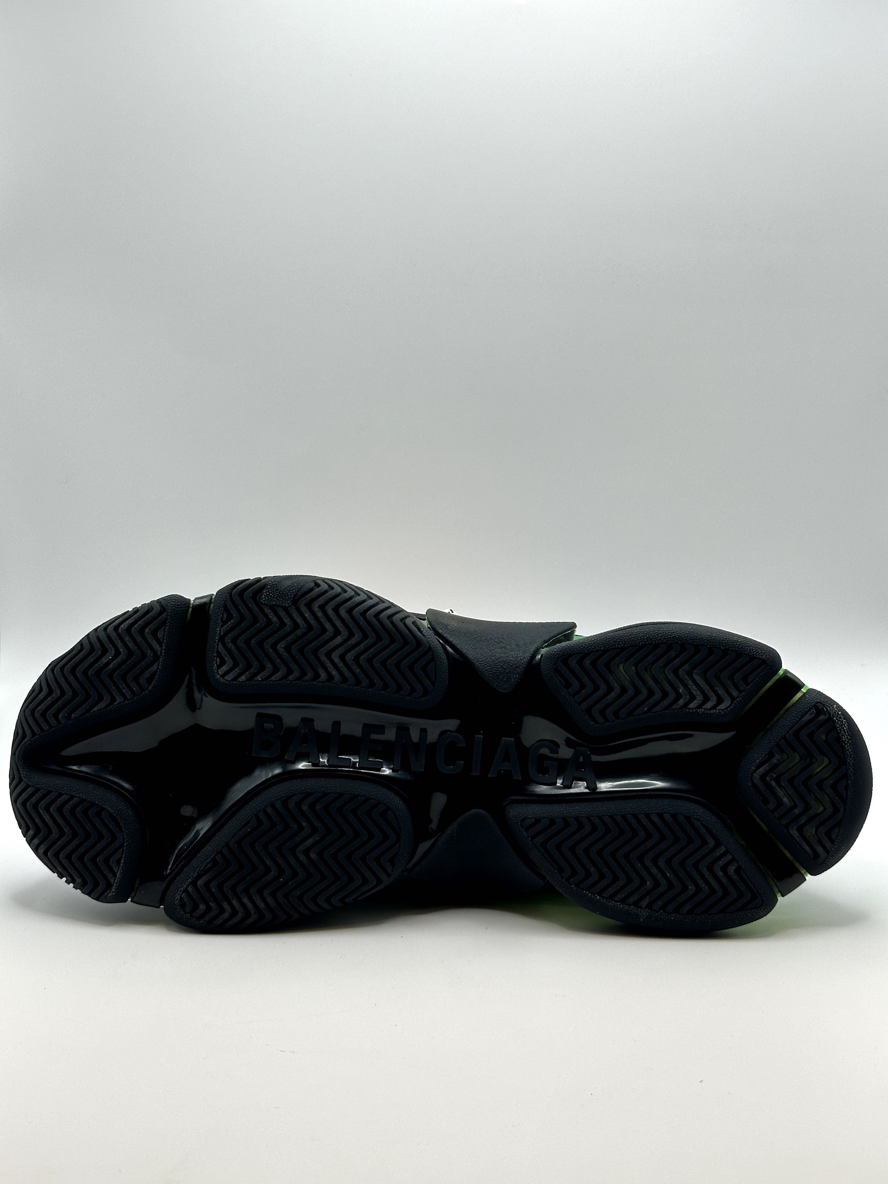 Balenciaga Triple S Black/Light Green Sneakers