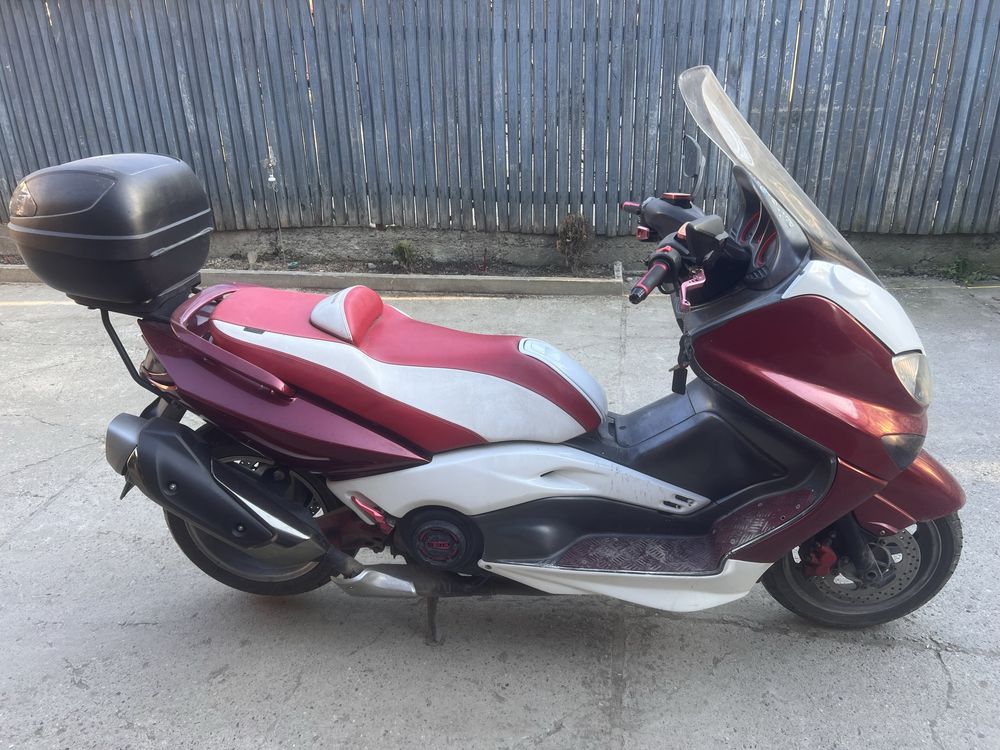 Yamaha T-Max 500