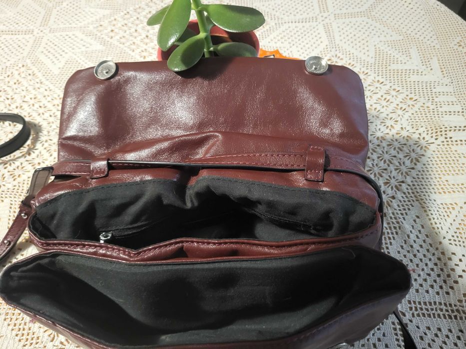 Дамски чанти за носене на рамо