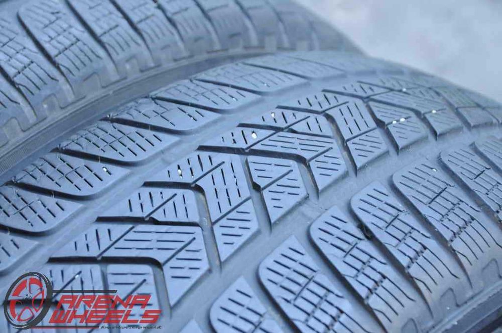 Set 4 Anvelope Iarna 17 inch Pirelli Scorpion Winter 235/65 R17