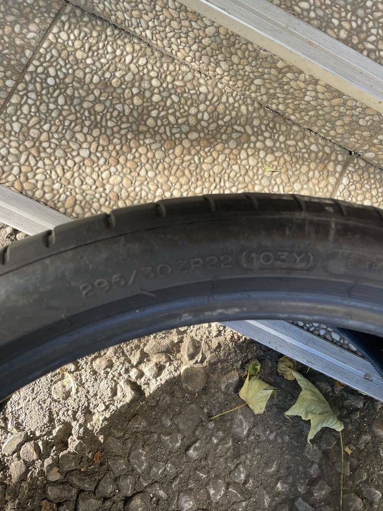 295/30/22 Mishelin  Pilot super sport гума 1 бр