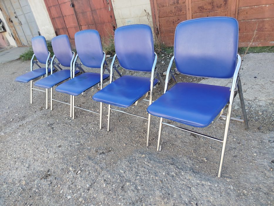 Продам стулья хорошем состояние