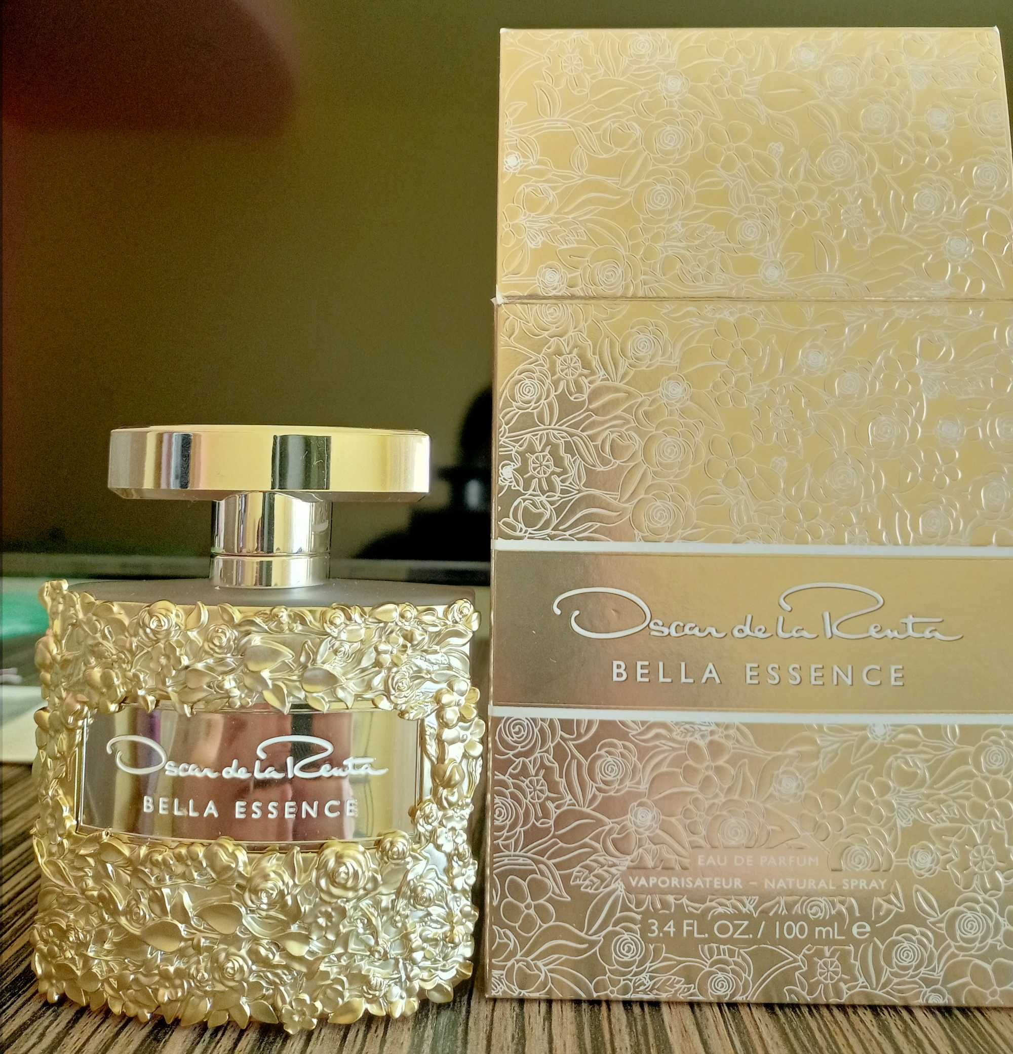 Parfum Oscar de la Renta- Bella Essence