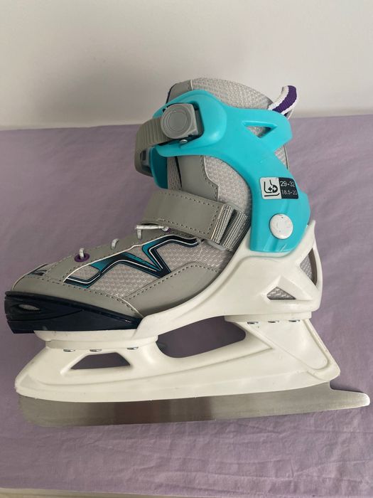 Продам детские коньки